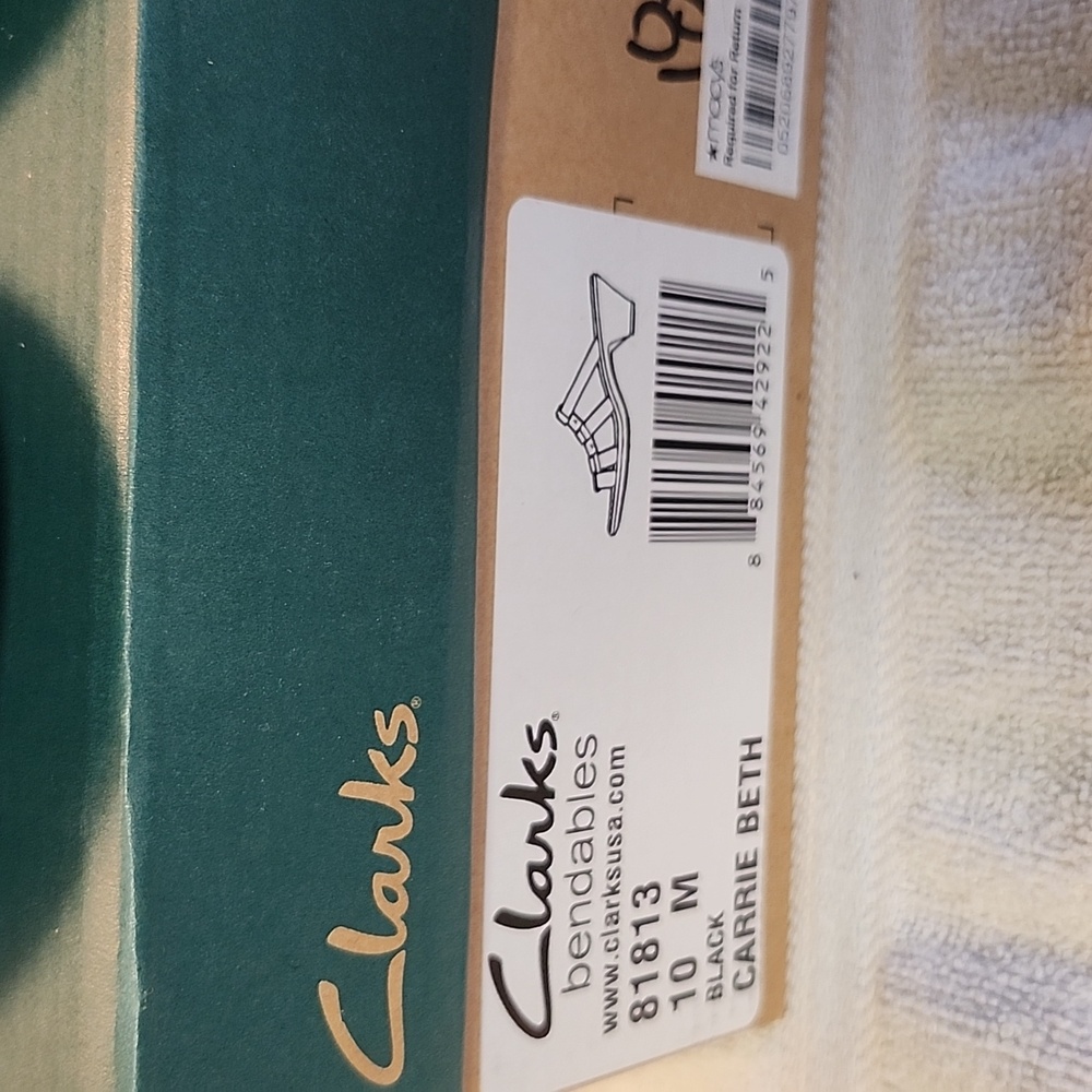 Clarks Women's Black Leather Sandals Size 10 Med - Picture 2 of 6